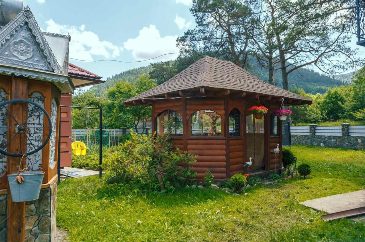 Krivorovnya Під Соснами酒店 外观 照片